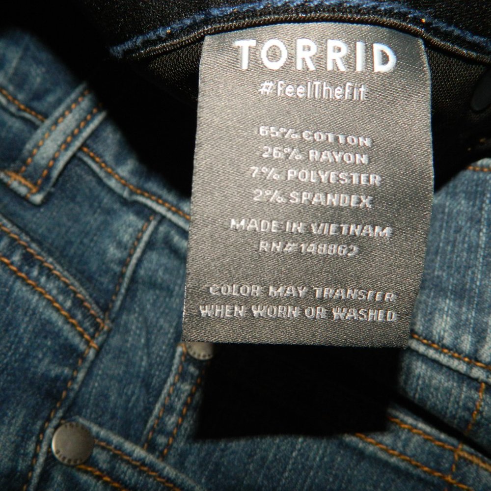 Torrid High Rise Premium Crop Bombshell Skinny Bel Air Size 18 - Picture 5 of 6